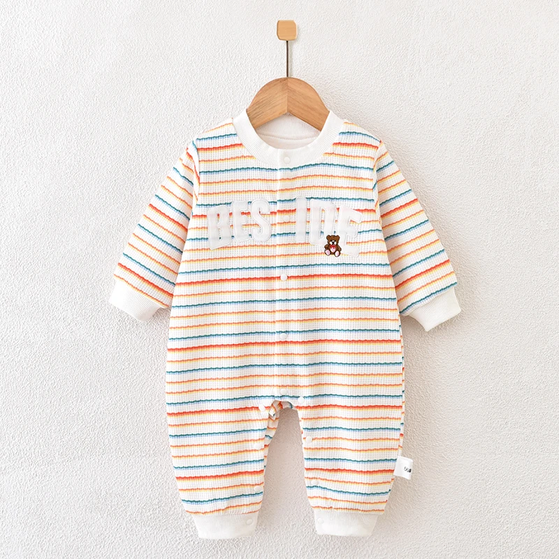 婴儿连体彩虹条纹春装超萌宝宝衣服春秋哈衣爬服新生衣服长袖外出