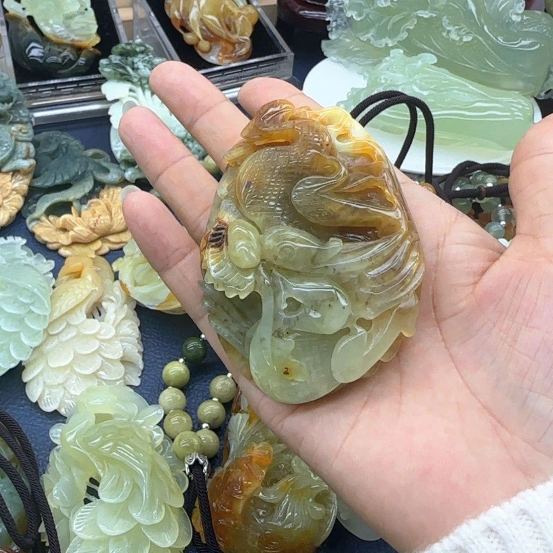 【闪购商品】蛇纹石玉手把未镶嵌