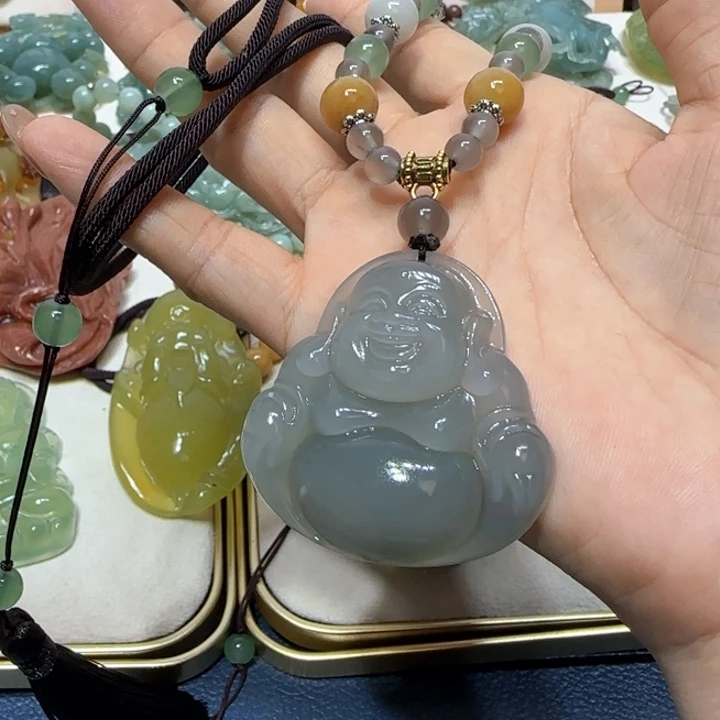蛇纹石玉吊坠未镶嵌