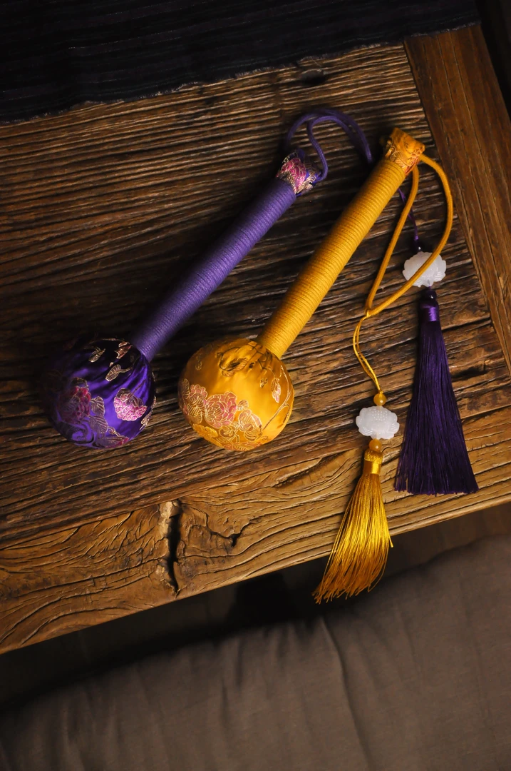 新派香学|刺绣唐鹦鹉纹香锤|陕历博X青湖制器X新派香学联合出品