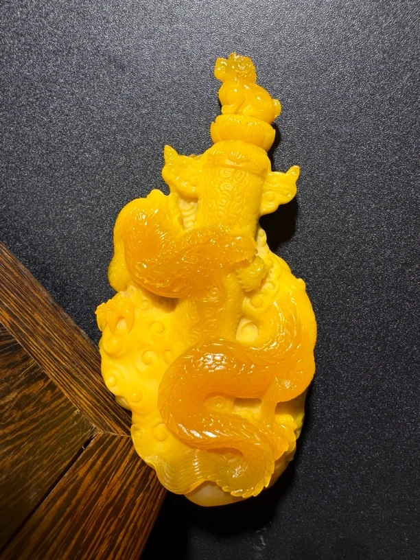 缅黄来自缅甸曼德勒天然原矿