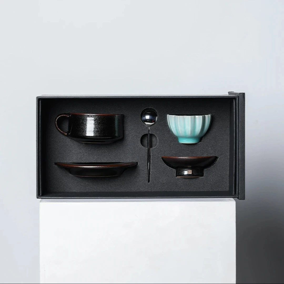 龙泉 张浩 青瓷「意间山房」出品《东 西》茶咖套组 一杯一托套组