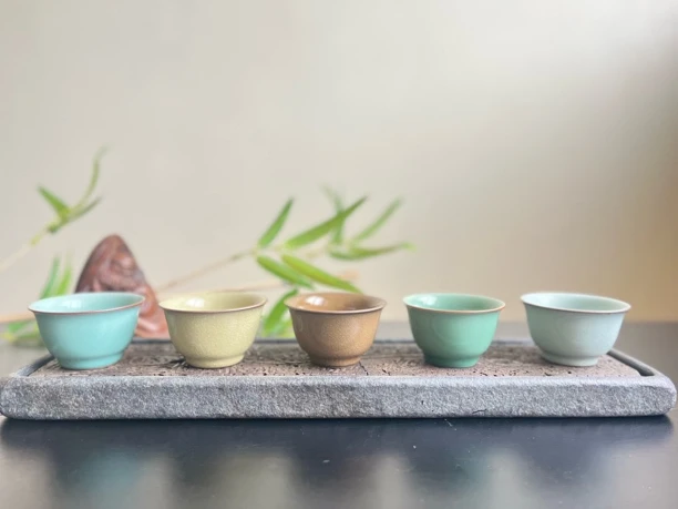 黄长伟五常套组茶杯