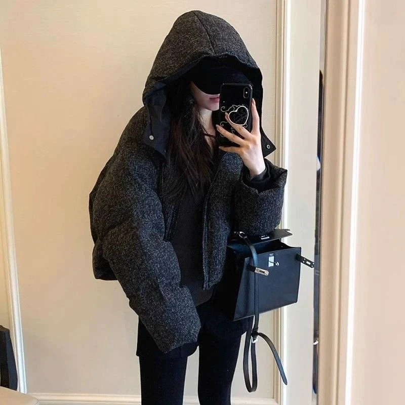 高级感炸街黑色短款羽绒服女冬季2024新款时尚洋气小香风连帽外套