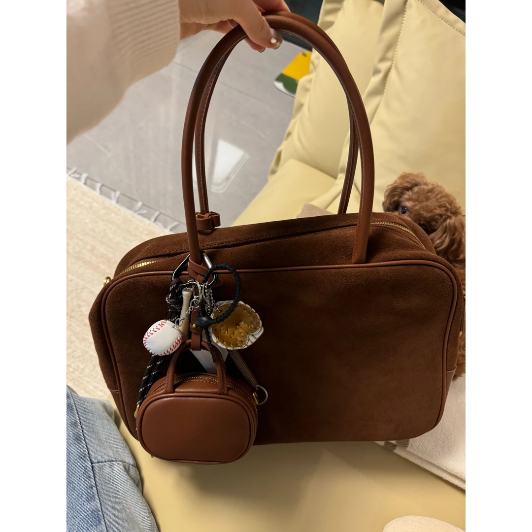 BB2431  牛皮绒面保龄球包