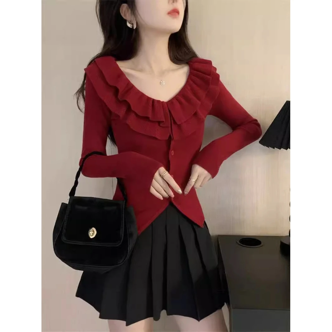 法式荷叶边V领新年红色针织开衫女秋冬修身高级感气质厚毛衣外套