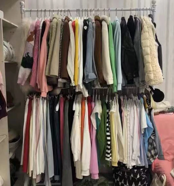 小雪严选2023新款随机高端女装衣服一件