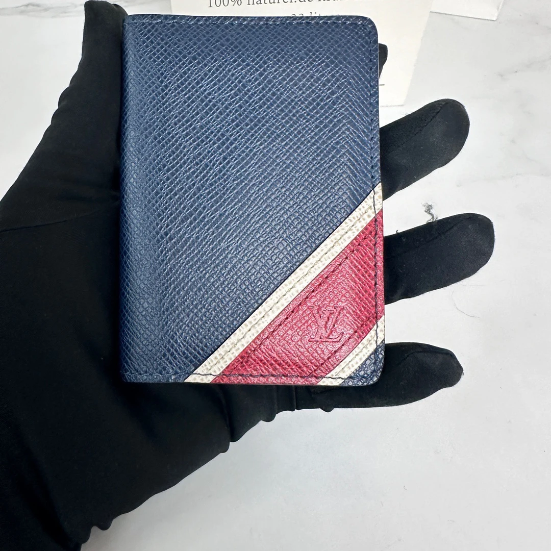 95新 LouisVuitton/路易威登 LV两折卡包男士蓝色