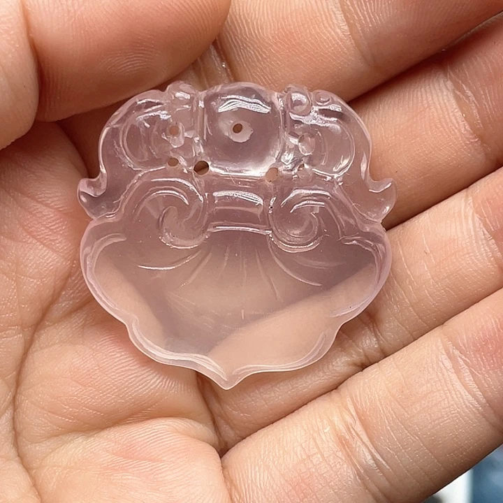 芙蓉石颈饰未镶嵌定制