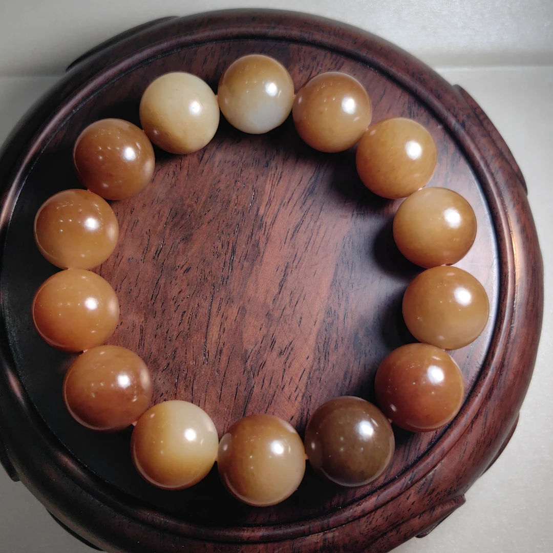 和田玉且末糖卡18圆珠手串男土盘玩佩戴非常大气有手感净重124.4g