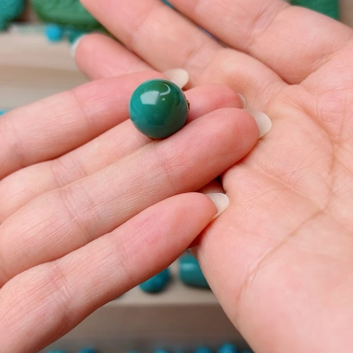 绿松石天然原矿绿松石半成品未镶嵌