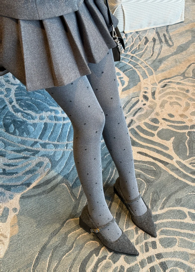 【十一家】薄透才是YYDS复古波点提花连打底裤显瘦袜裤 W7008