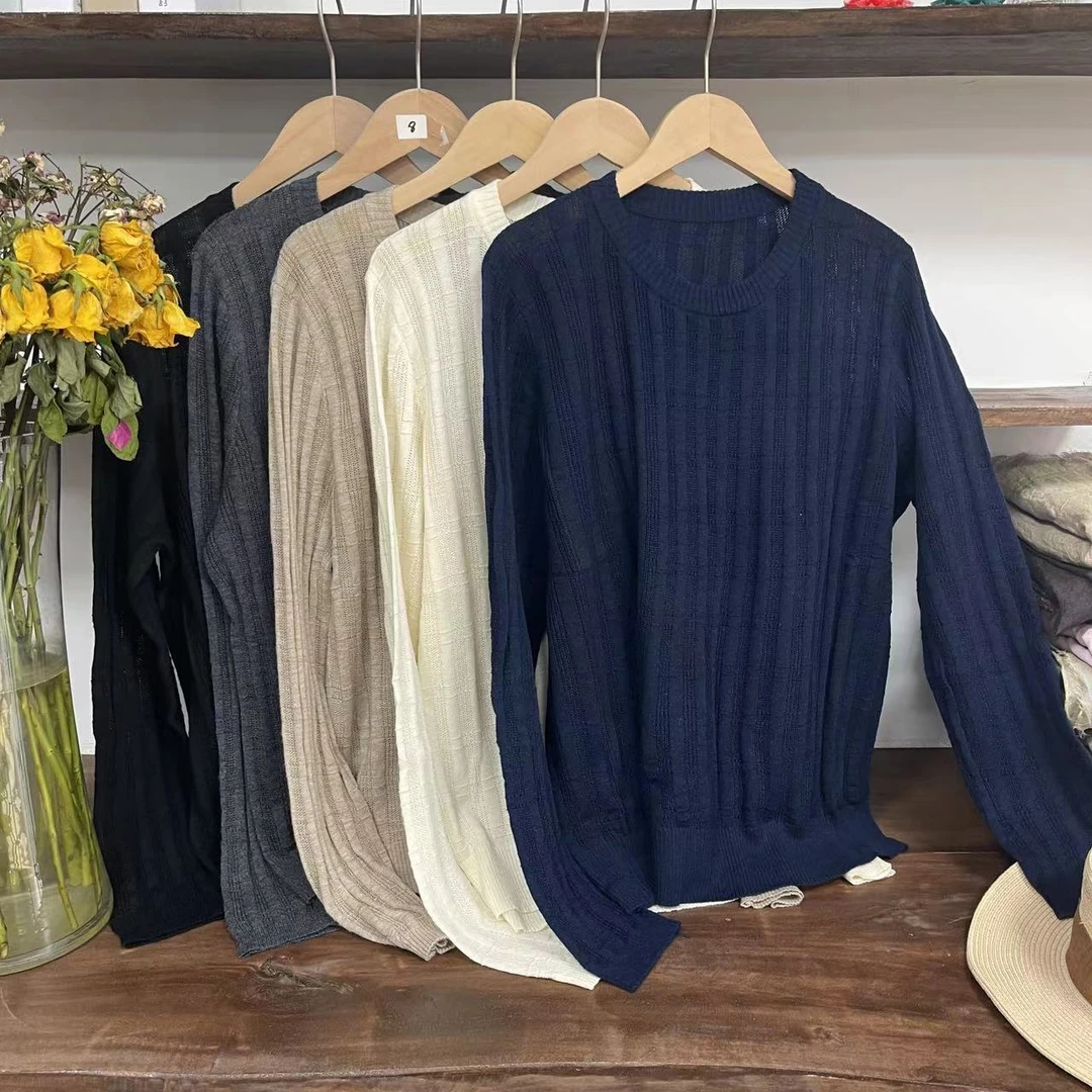 【左耳出品】秋季新品5%桑蚕丝25%羊毛绞花圆领极简风长袖针织衫241