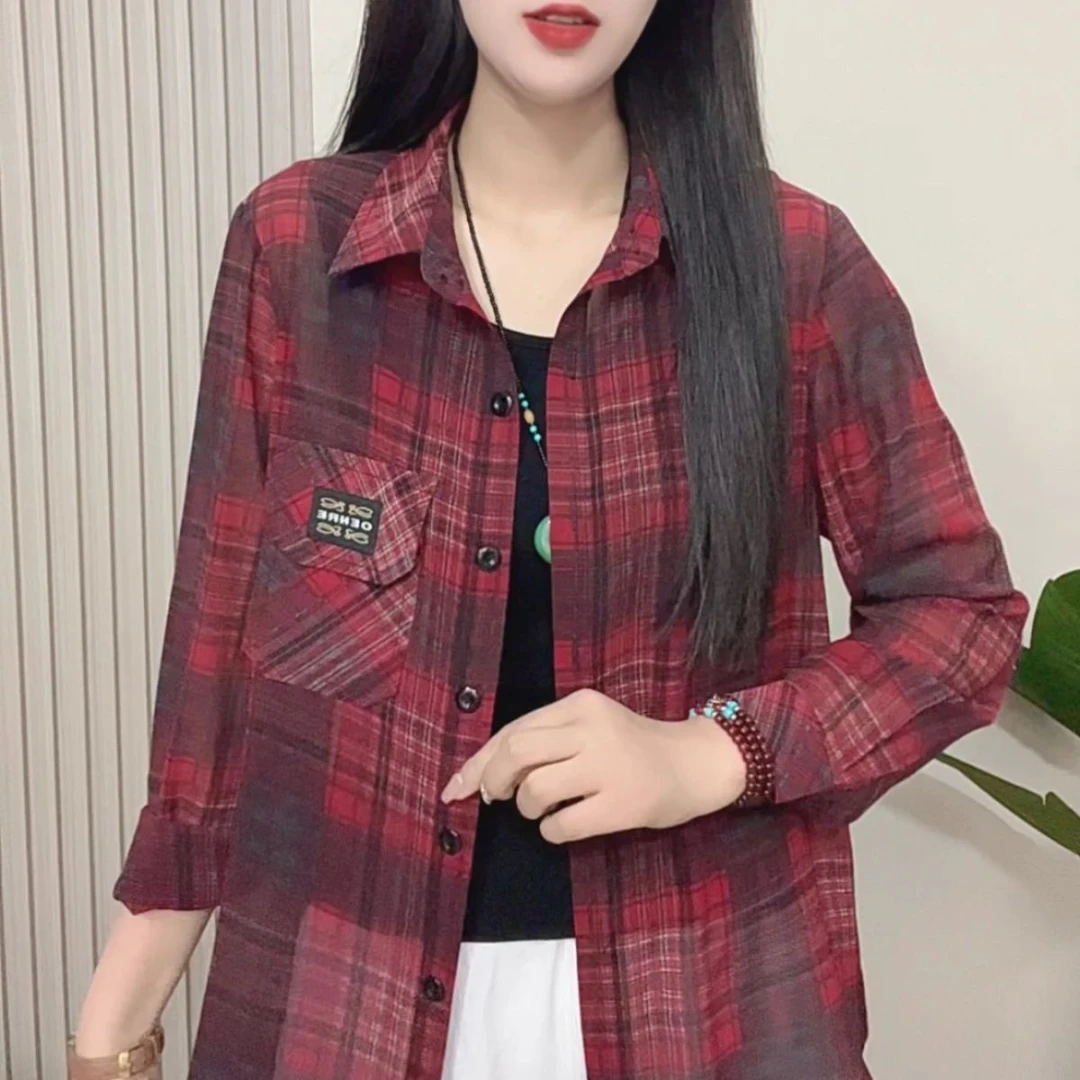 2024夏季新款衬衫时尚休闲妈妈装宽松洋气百搭格子外套减龄上衣