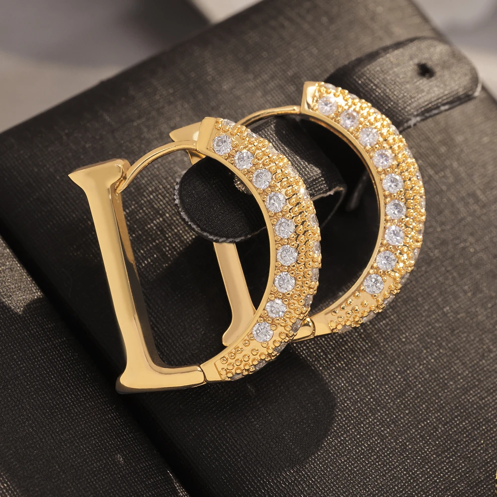 铜合金合成锆石耳饰 镀18K金「字母」镶钻耳扣轻奢欧美简约高档耳环