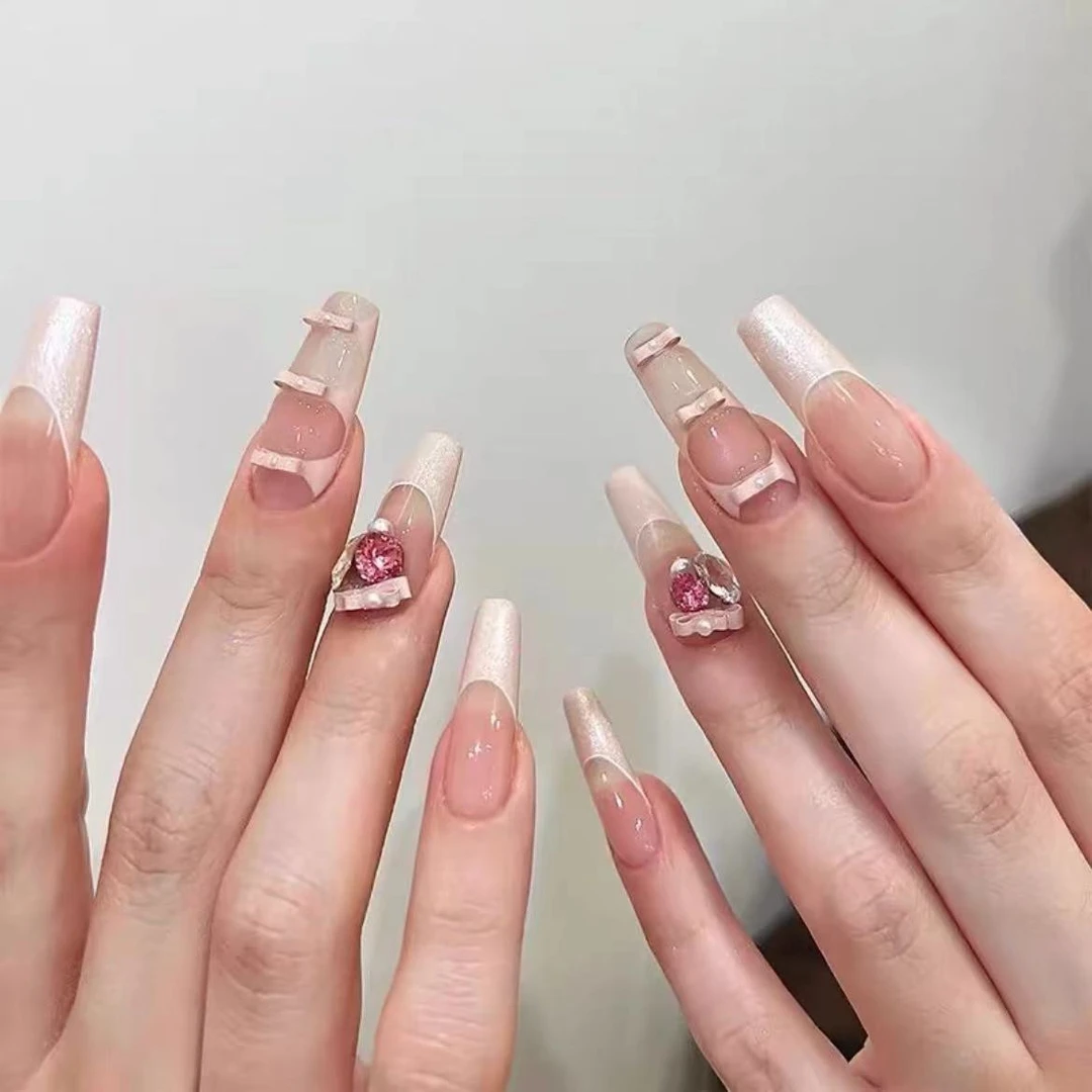 随机一副美甲 中奖联系客服备注尺码