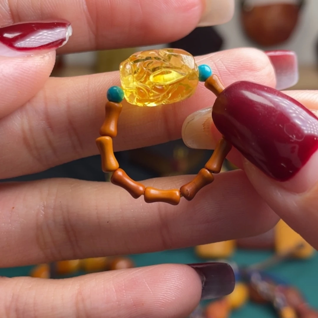 【闪购商品】琥珀戒指未镶嵌