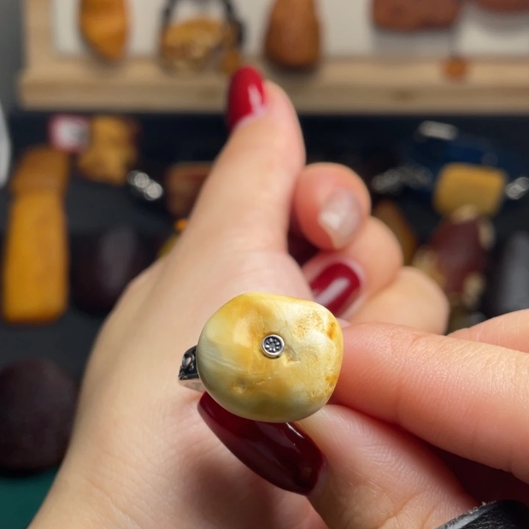【闪购商品】琥珀戒指未镶嵌