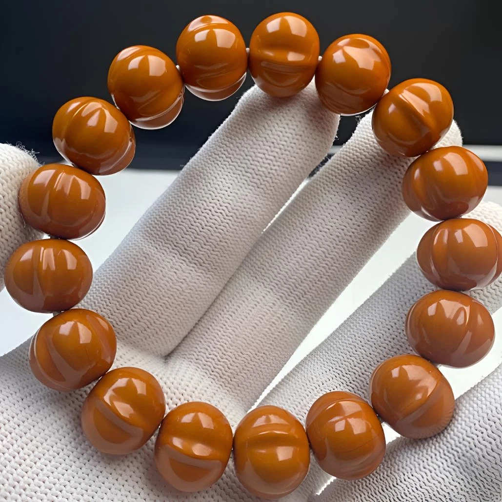 猴头核桃精工雕刻三花鲨鱼尺寸16左右