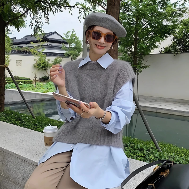 秋冬宽松纯色针织女装背心时尚百搭气质外穿圆领毛衣加厚手织马甲