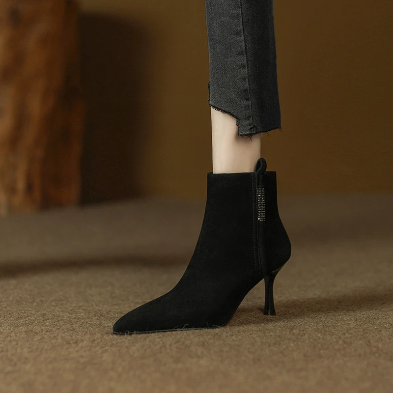 7cm尖头细跟短靴女性感气质羊皮女人味高跟鞋适合搭裙子短筒裸靴