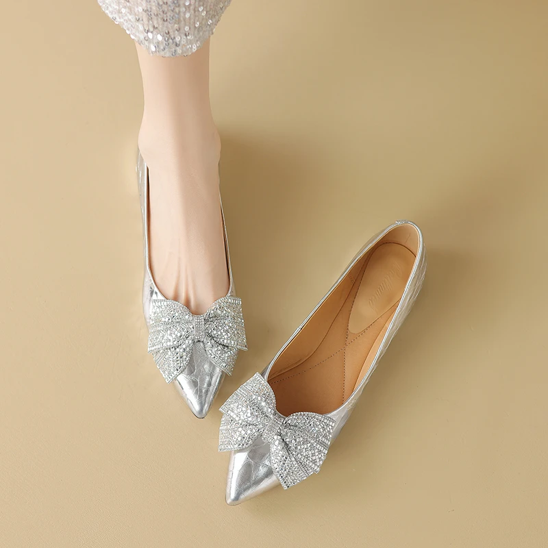 1.5CM粗跟水钻蝴蝶结平底鞋银色真皮百搭婚纱鞋法式尖头低跟单鞋