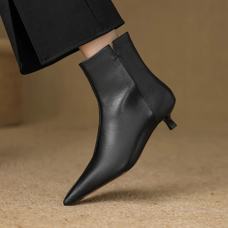3.5CM小跟短靴百搭复古通勤矮跟羊皮时装靴法式细跟尖头气质踝靴