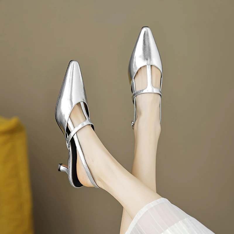 5.5cm夏季法式包头凉鞋银色细跟方头高跟鞋细跟真皮一字扣带女鞋