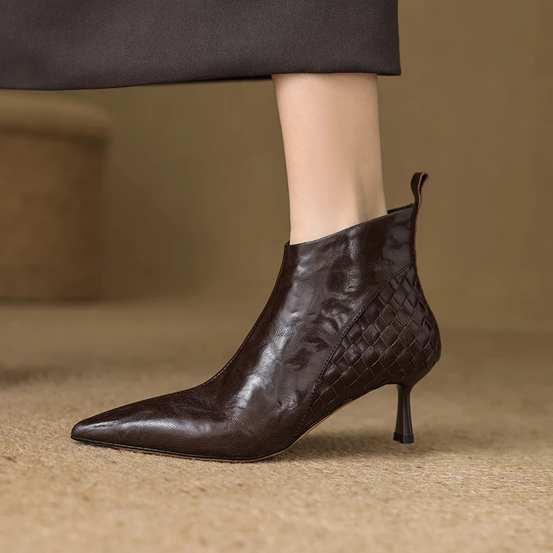 5.5CM欧货细高跟及踝靴女百搭真皮尖头短靴秋冬时尚女人味时装靴