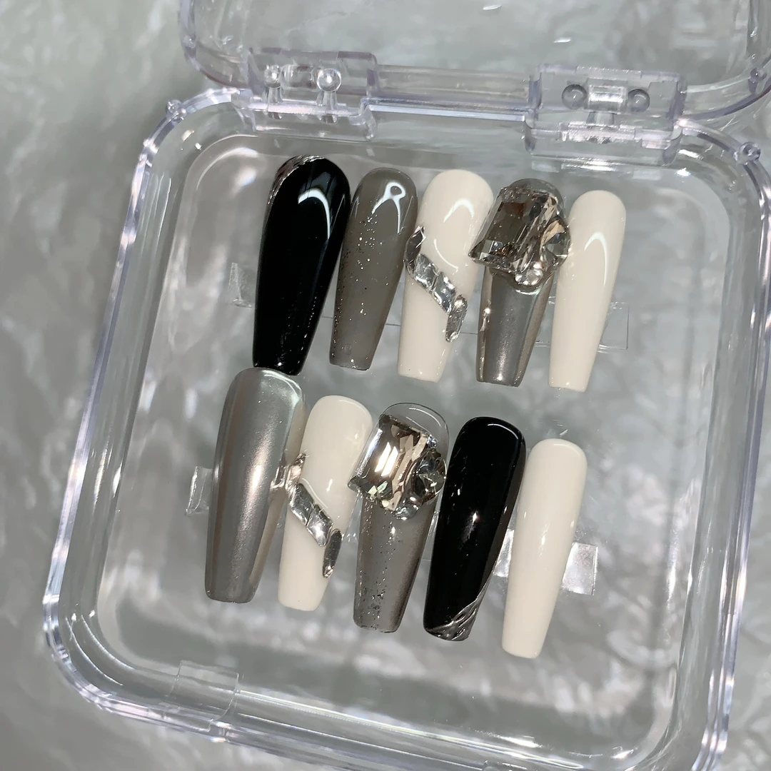 暗黑女王纯手工穿戴甲贴片辣妹秋冬新款爆闪钻暗黑魔镜超长T 美甲