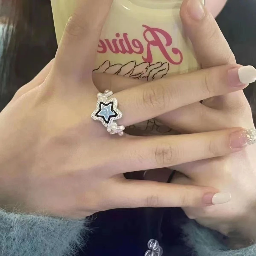 嘻哈个性幸运面包星戒指浅蓝色滴釉笑脸戒指情侣戒指开口可调节