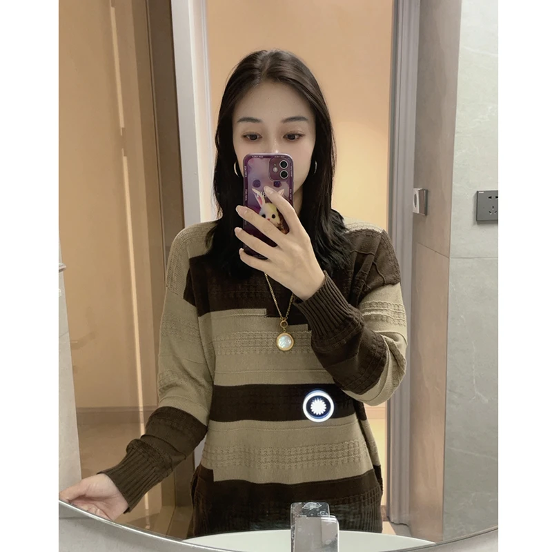 女士秋款撞色拼接秋款时尚百搭毛衣针织衫宽松休闲圆领套头打底衫