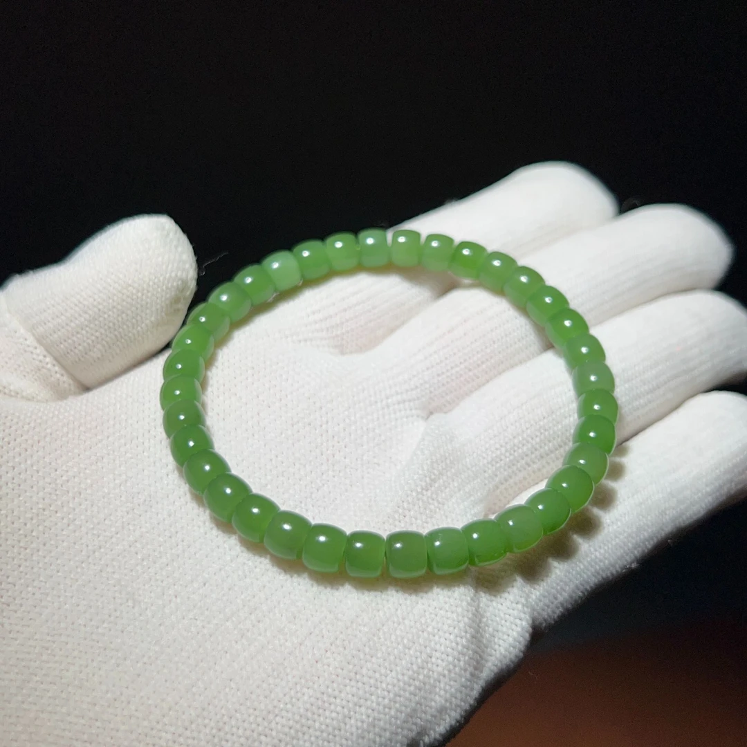 和田玉俄料碧玉冰阳绿直切5*6手串