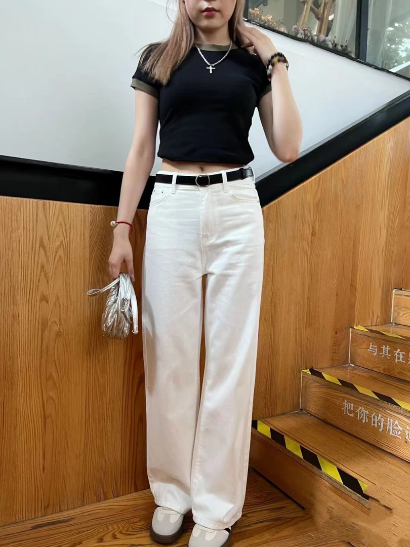 小禾禾杏色直筒牛仔裤