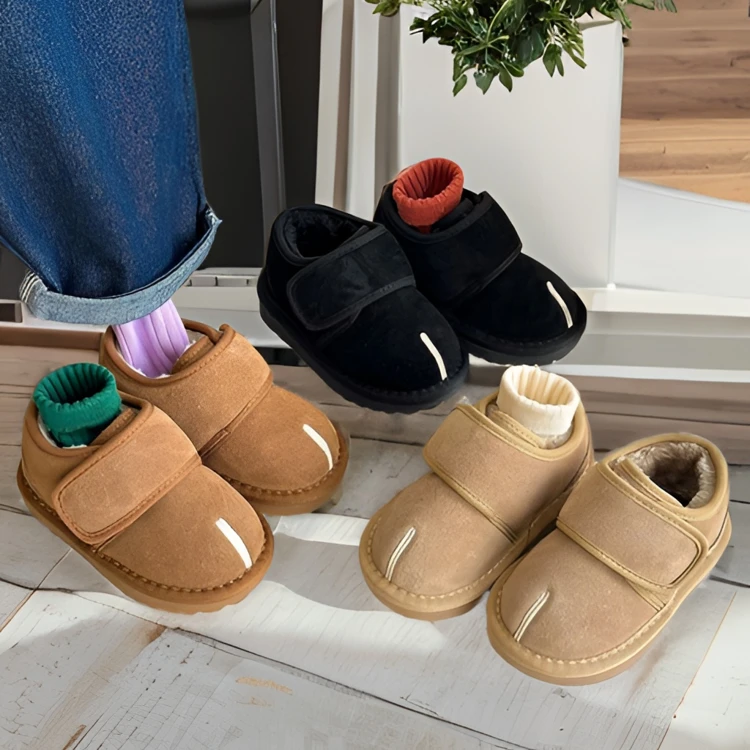 儿童时尚冬季新款男女童魔术贴宝宝假分趾面包鞋加厚绒棉鞋雪地靴