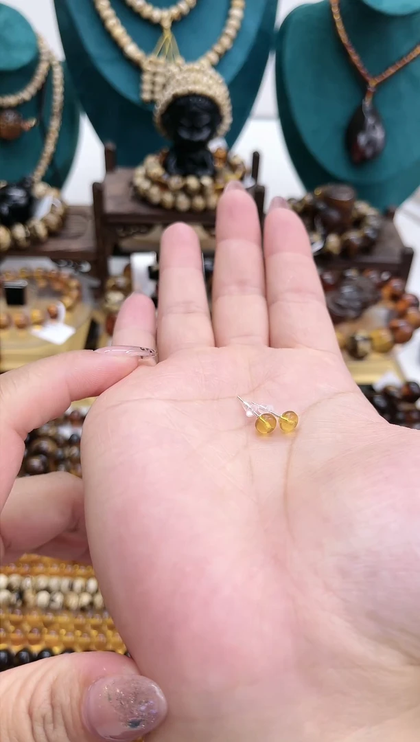 【闪购商品】琥珀耳钉未镶嵌抚顺琥珀耳钉