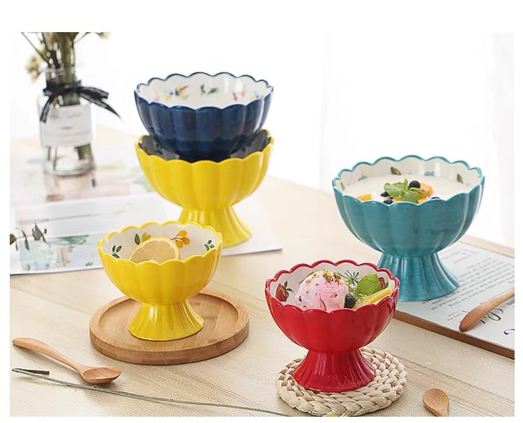 新款清新草莓雪糕沙冰绵绵冰甜品陶瓷碗创意可爱清新酸奶点心碗