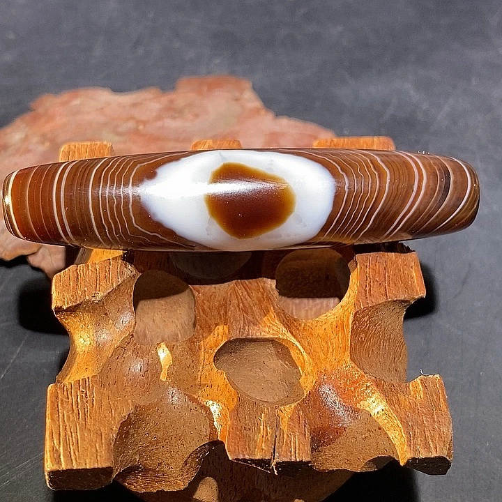 缠丝玛瑙吊坠挂件，尺寸14×63mm