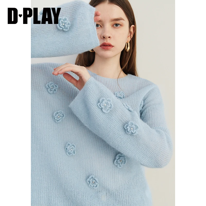 DPLAY2025秋季通勤海盐蓝圆领立体花朵装饰宽松针织毛衣打底衫女