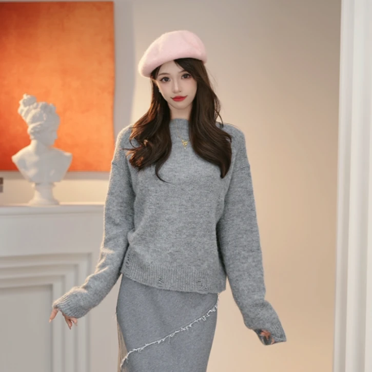 AMASS/阿玛施 秋冬简约时尚百搭圆领纯色毛针织衫5399761