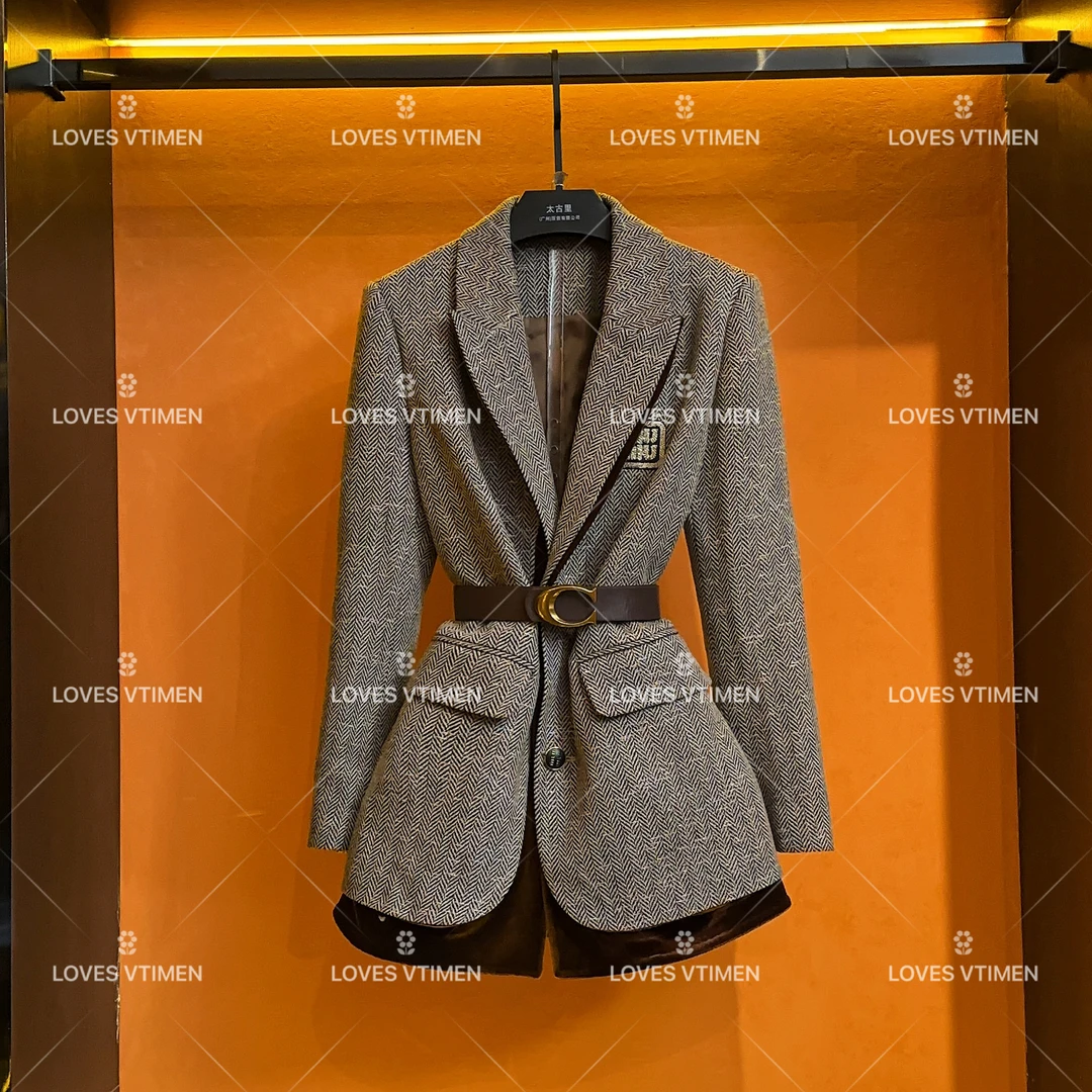 【大鬼专属】设计师时尚高级感赫本风显瘦西装外套LOVES-A1095
