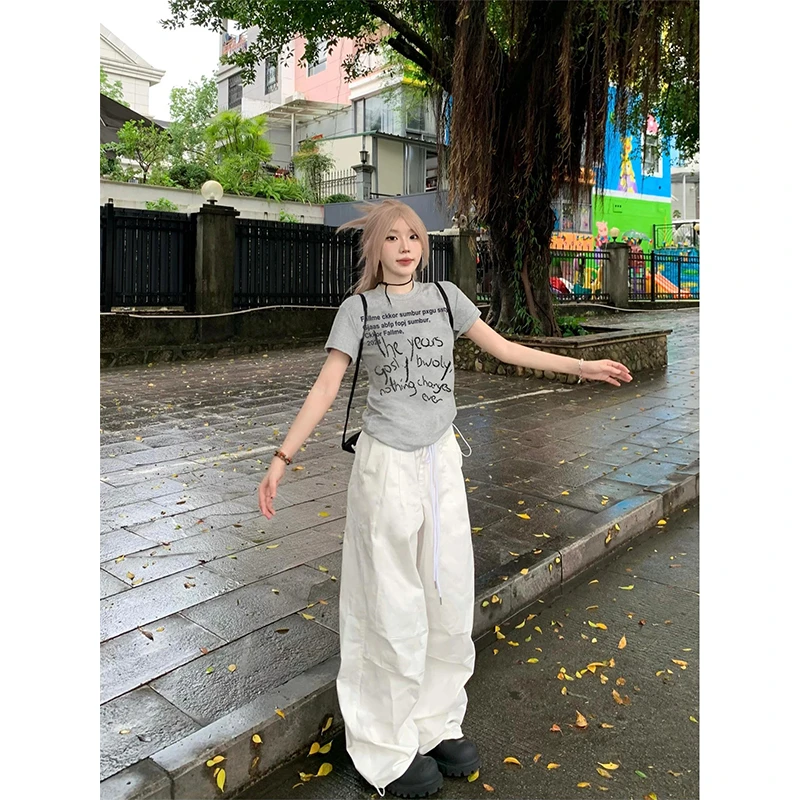 重磅精梳棉夏季设计感短袖t恤女显瘦字母印花浅灰色时尚小众上衣