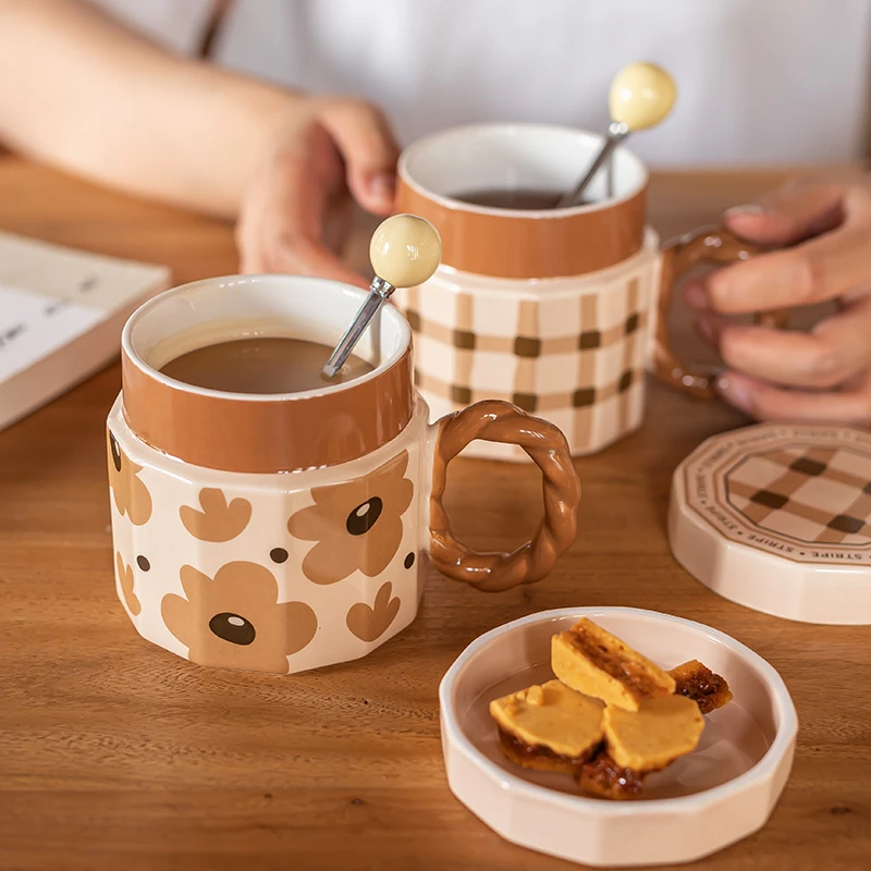 精东家带盖马克杯设计师咖啡杯好看杯子高级感小众陶瓷水杯办公室