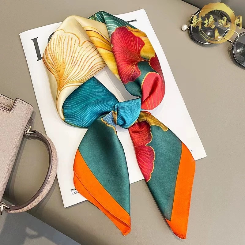 【新粉福利】新款气质百搭洋气时尚丝巾女士头巾70方巾 —【七彩叶】