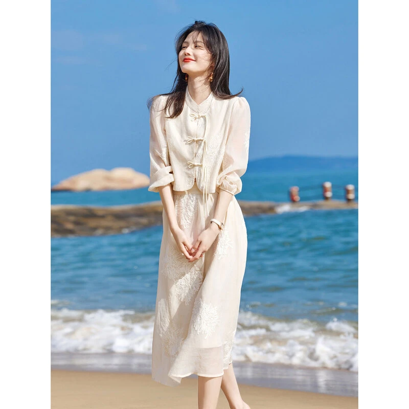 苏醒的乐园2025年秋季新款时尚国风套装SXTZC24001