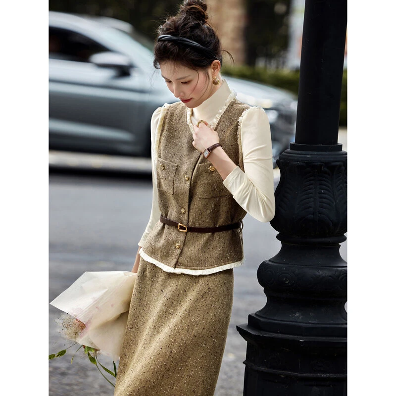 时尚气质套装SXTZE24023