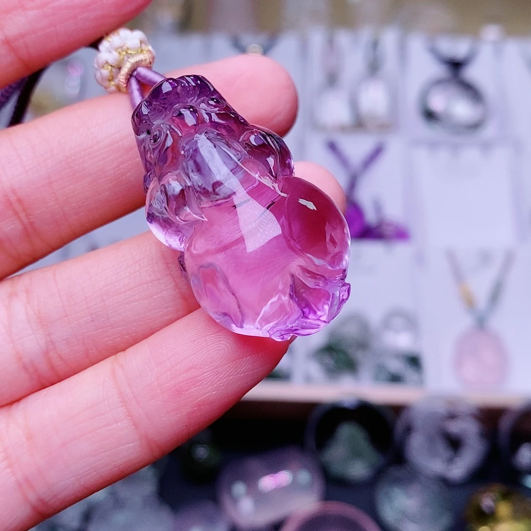 水晶吊坠(赠链)未镶嵌