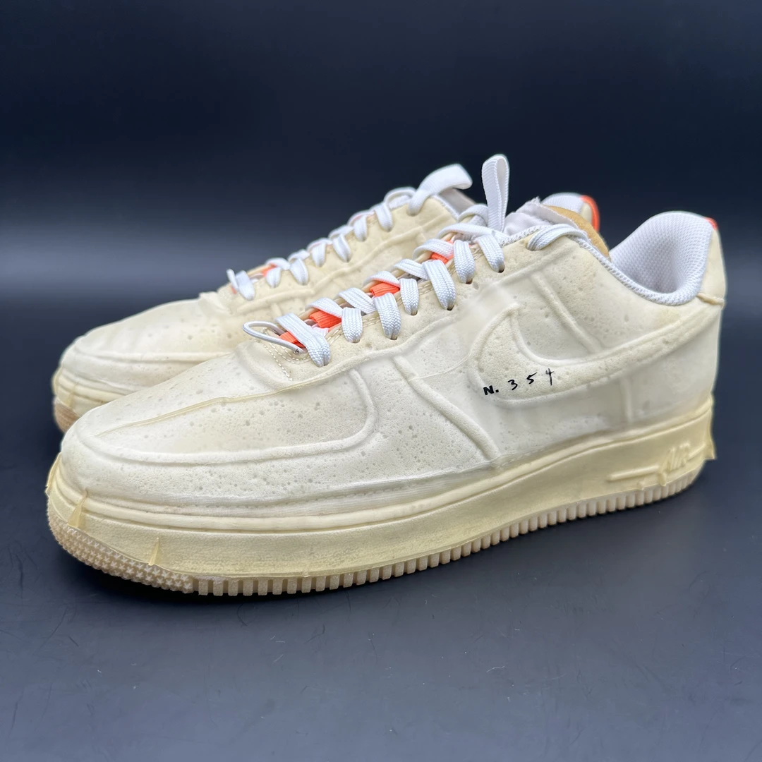 (42.5码)Nike AF1板鞋/米白橘/配盒/CV1754-100