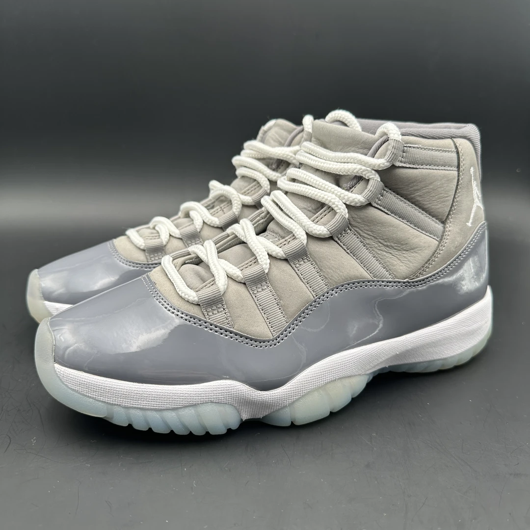 （42.5码）耐克Nike AJ11篮球鞋/灰白/95新配盒CT8012-005/公价1719