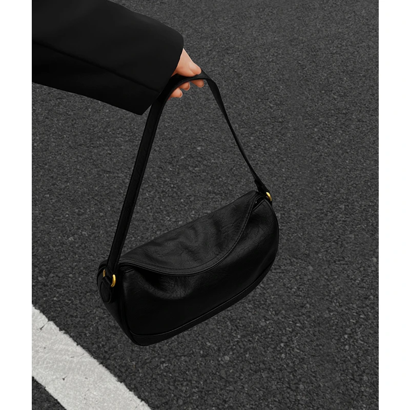 大容量包包女2025新款高级质感小众春夏百搭复古单肩斜挎包饺子包